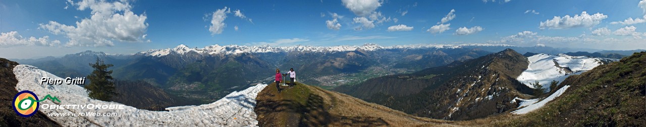 56 Dal Formico vista verso Alta Val Seriana e Orobie....jpg